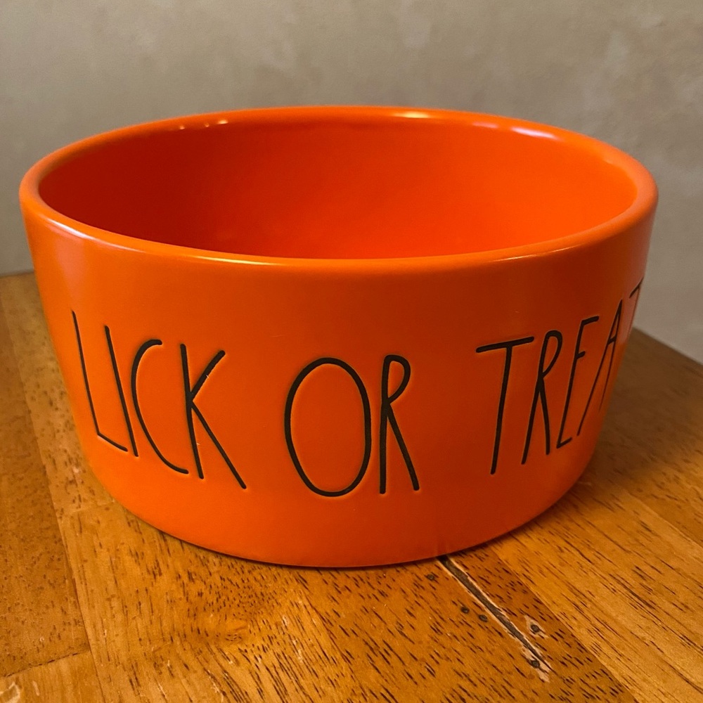 Rae Dunn Halloween LICK OR TREAT Orange Ceramic Pet Bowl NEW!!